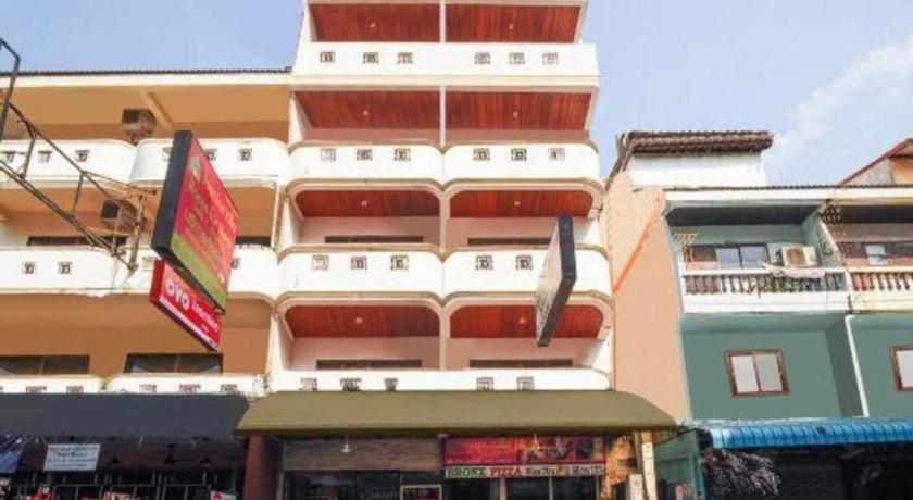 Oyo 811 Jasmine Villa Pattaya Eksteriør bilde